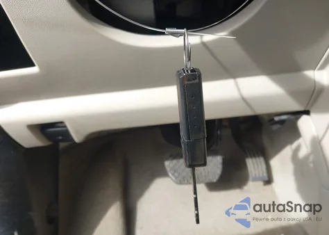 2008 Mazda Mazda5 Touring z USA, uszkodzony, nr VIN JM1CR293780309567